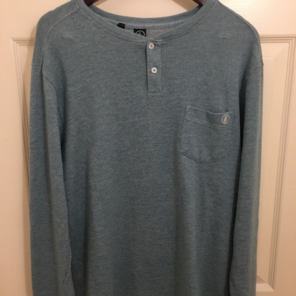 Volcom lightweight sweater size XL blue w/ pocket